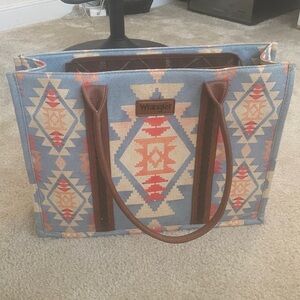 Wrangler Geometric Blue and Tan Tote